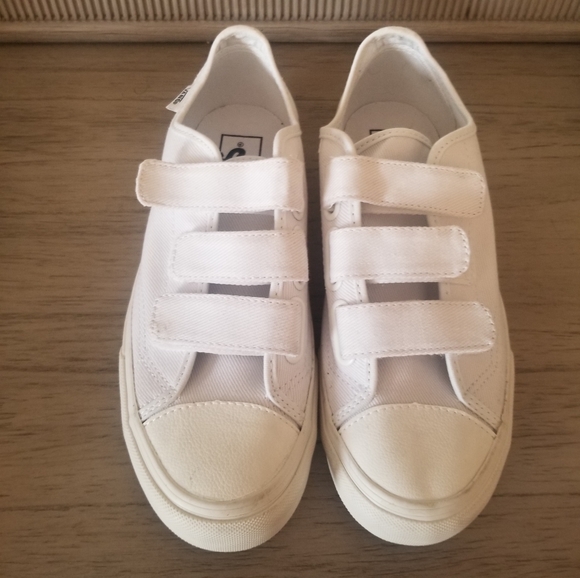 vans prison issue white